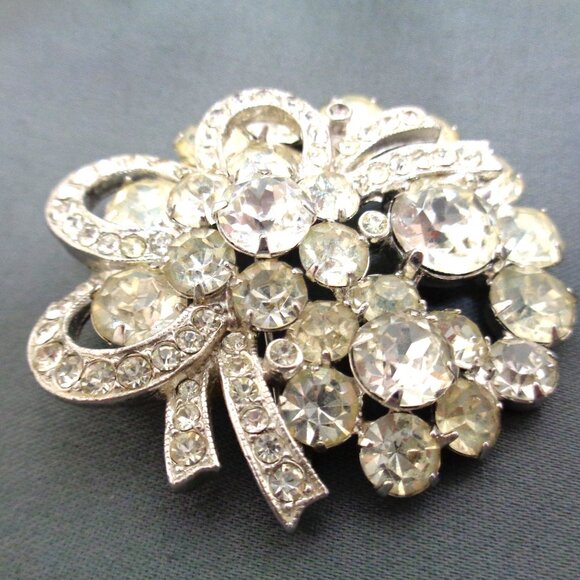 EISENBERG Ice Brooch Set Rhinestone & Faux Pearl - Picture 6 of 12